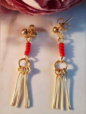 Vintage 80s Gold & Red Beaded Dangle Earrings